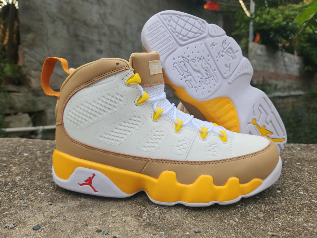 Air Jordan 9 White-Ochre Sneakers