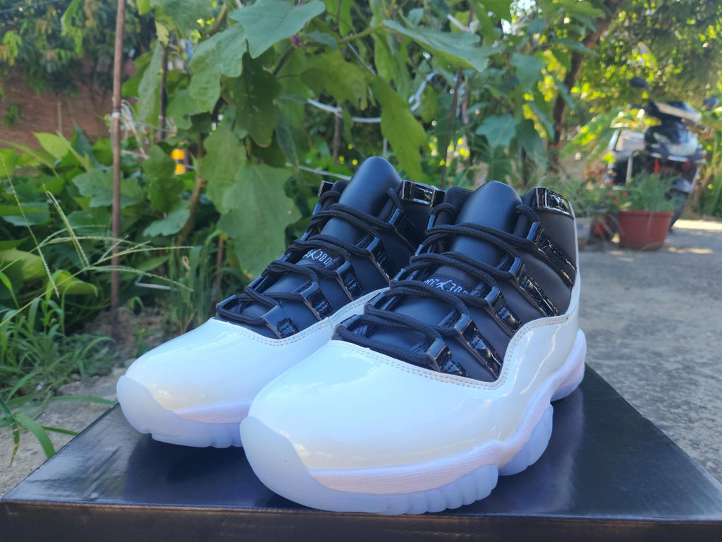 Air Jordan 11 New White-Black Sneakers