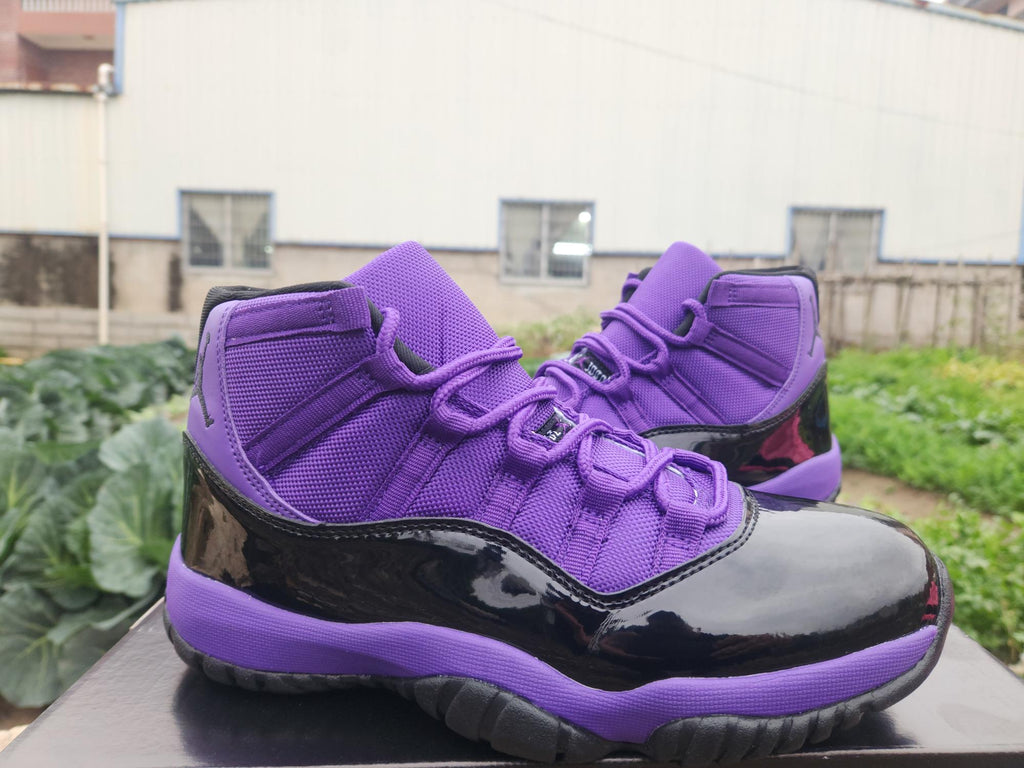 Air Jordan 11 Retro Black-Purple Sneakers