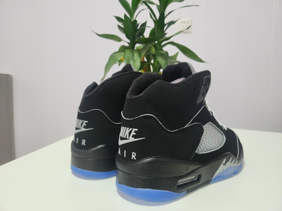 Air Jordan 5 Black Silver-Trim Sneakers