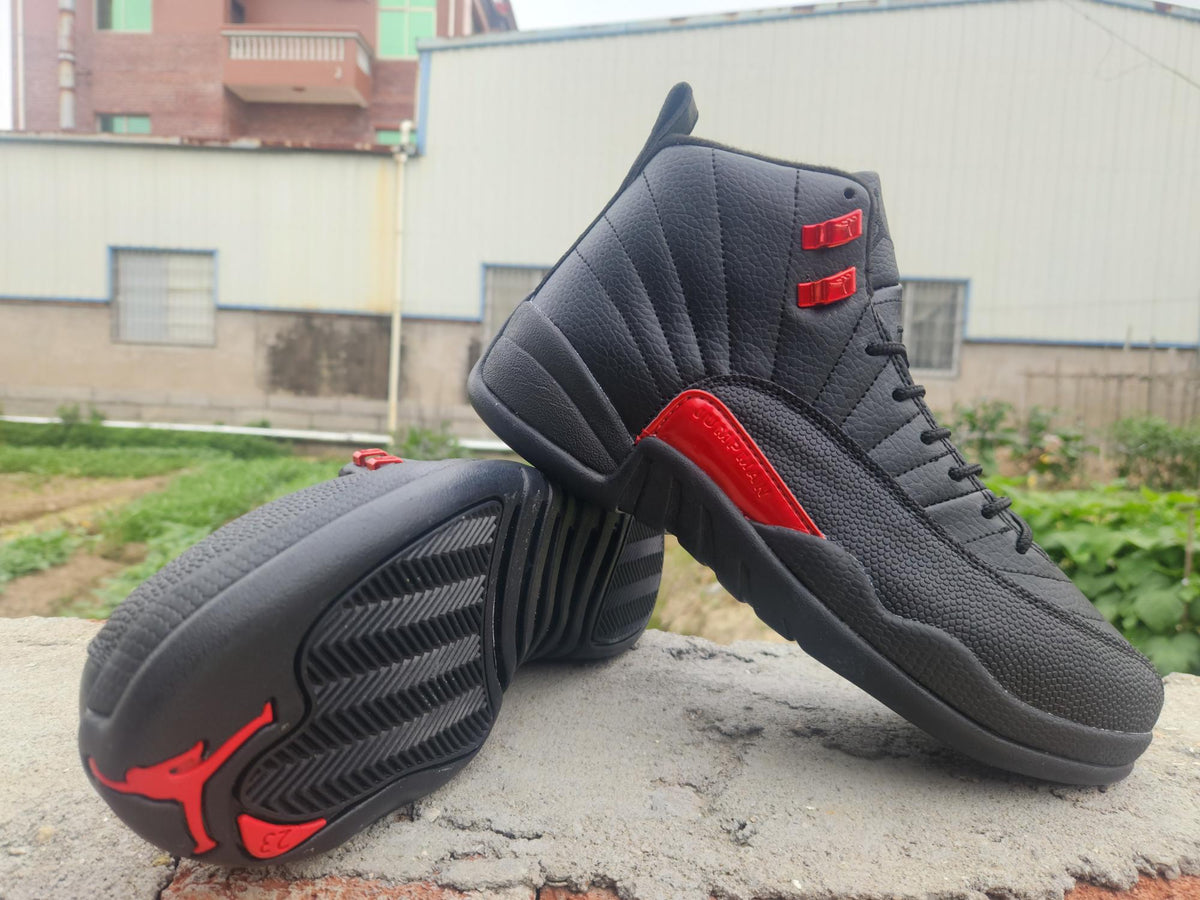 Air Jordan 12 Bloodline Heritage Sneakers