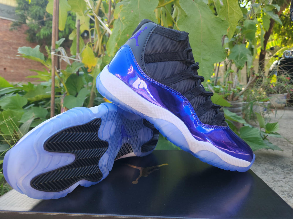 Air Jordan 11 Black-Blue Sneakers