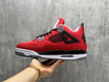 Air Jordan 4 Retro Bulls Sneakers