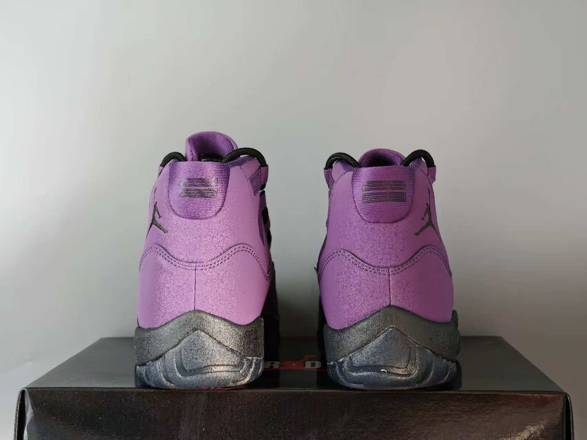 Air Jordan 11 Retro Mojave Canyon Purple Sneakers – IO8961-553