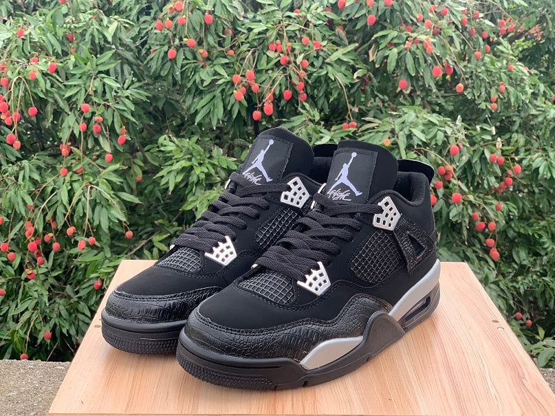 Air Jordan 4 Spotlight Sneakers