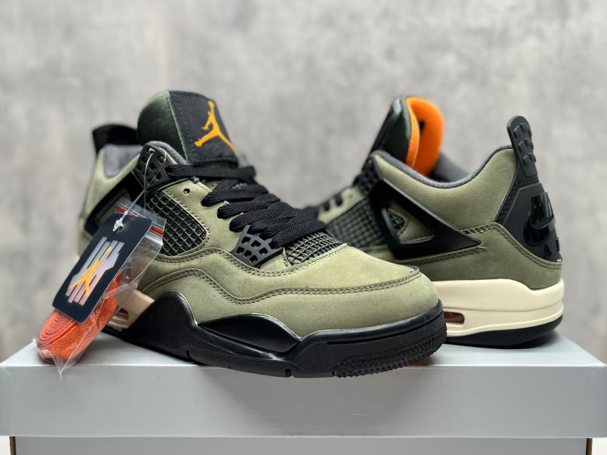 Air Jordan 4 Retro Silk Green Sneakers